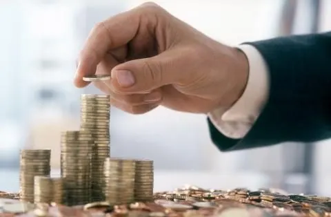 Saving for a Major Purchase Without Disrupting Your Monthly Plan